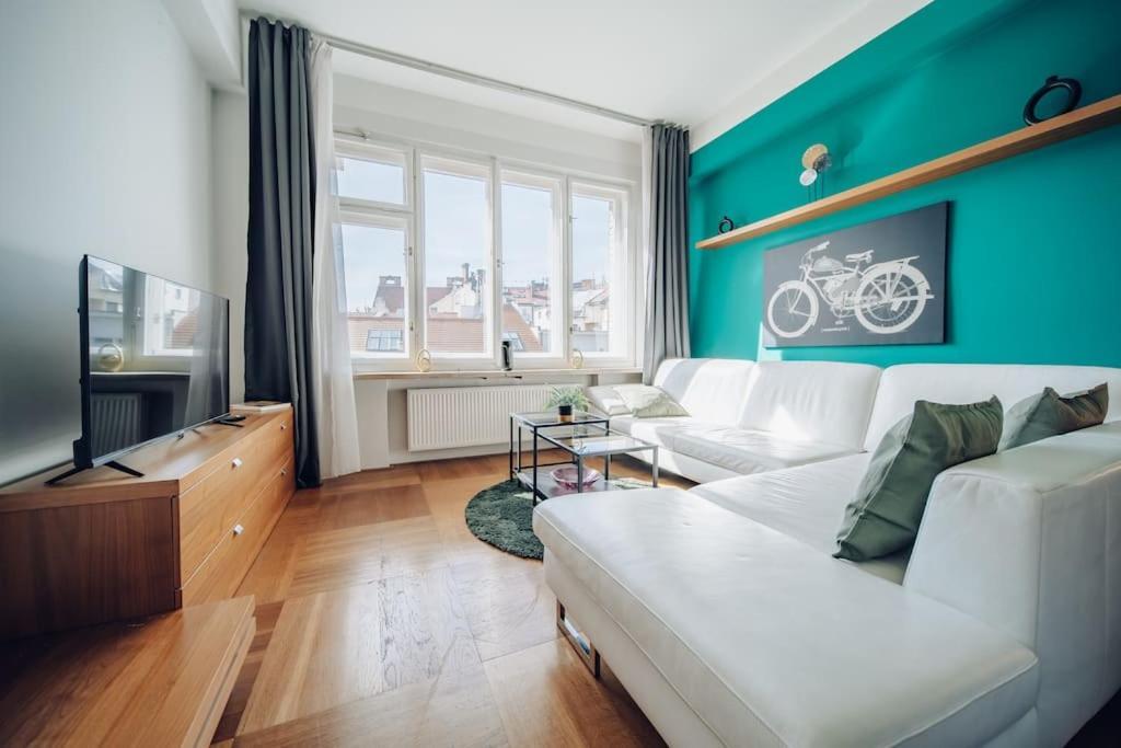Downtown 2Bd Riverside Apartment Near Dancing House Prag Exterior foto